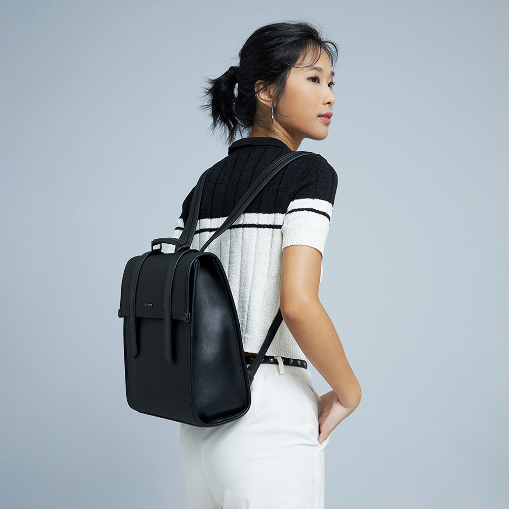 Urban Canvas Essentials 13-Inch Backpack
