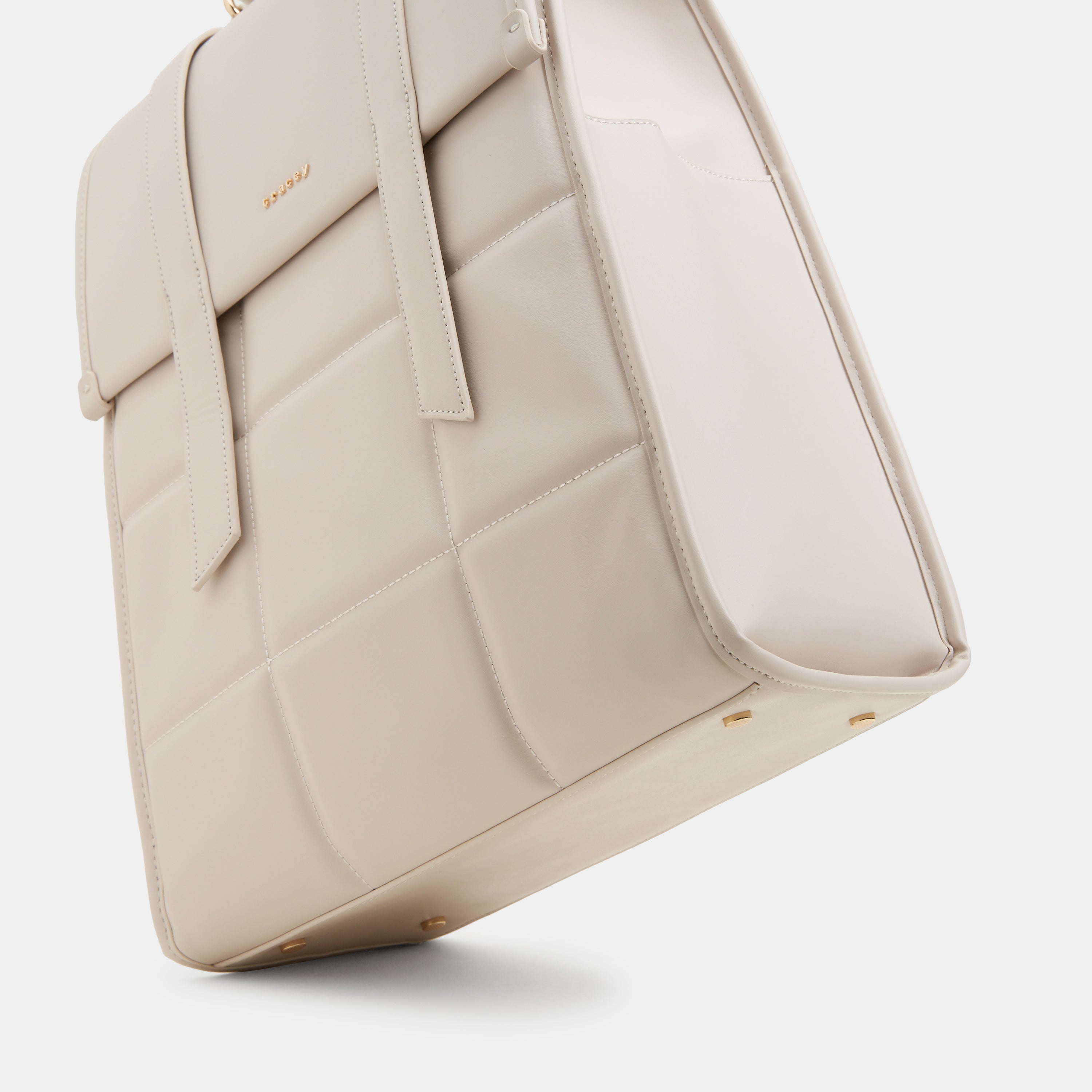 Urban Lady 15-Inch Backpack (Messy-No-More)