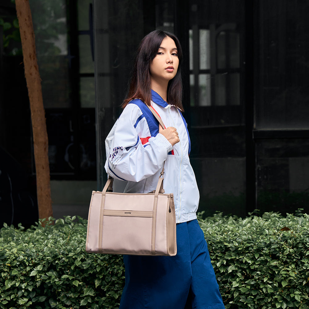 City Lite Tote